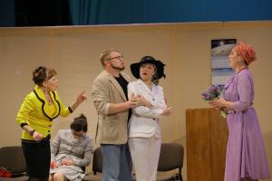 сцена из спектакля